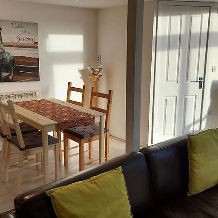 Orchard Nook - Sleeps 4, 2 Bedrooms เคนดัล ภายนอก รูปภาพ