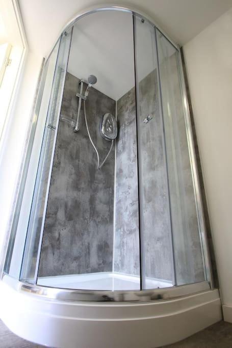 Orchard Nook - Sleeps 4, 2 Bedrooms เคนดัล ภายนอก รูปภาพ